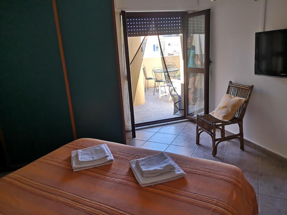 B&B La Terrazza Альгеро Екстер'єр фото